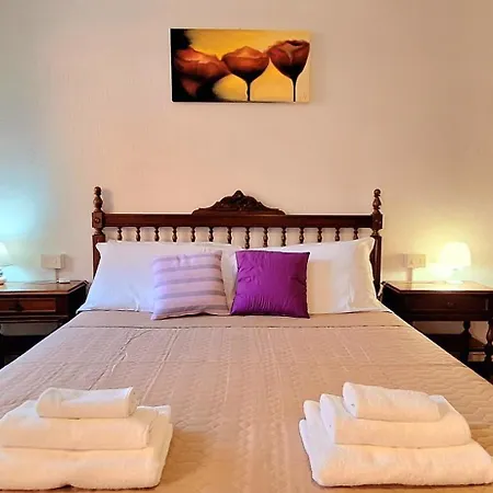 Ca D'roselsa E Paolin * Neive