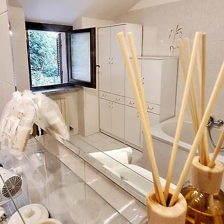 Ca D'roselsa E Paolin Neive